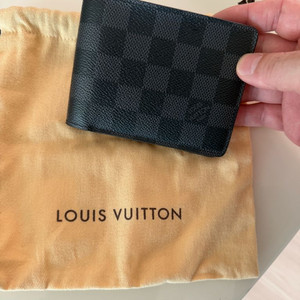 루이비통 다미에 남성 반지갑 이미지