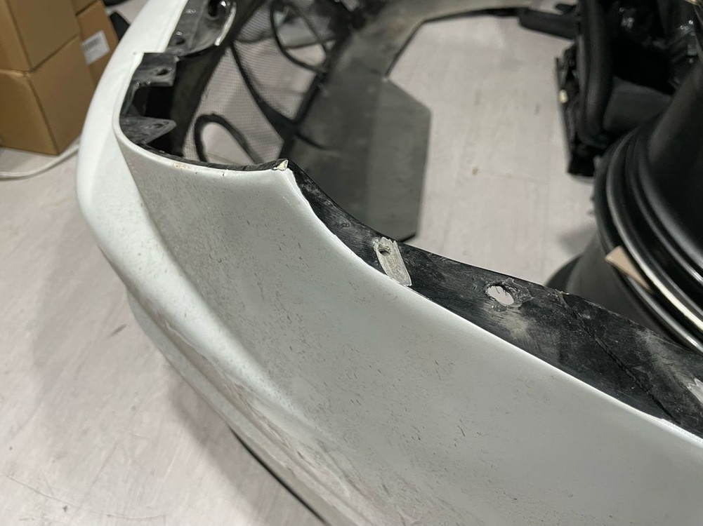 마세라티 그란투리스모 MC 뒷범퍼 이미지