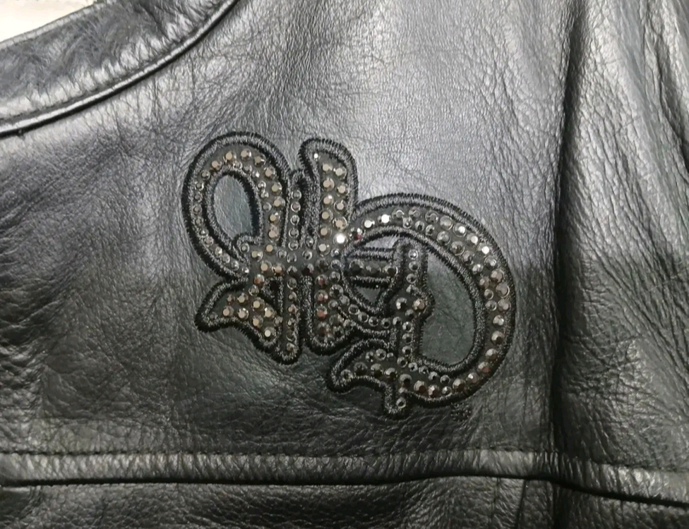 [최고급 사양] 할리데이비슨 여성용 큐빅장식 방풍 소 가죽자켓 S 사이즈--3