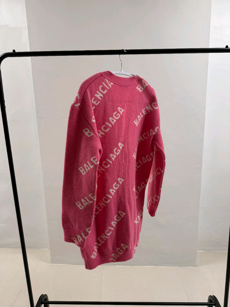 발렌시아가 멀티로고 롱 가디건 S--1