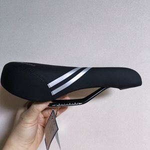 (새상품)푹신한 자전거 안장 남녀 공용