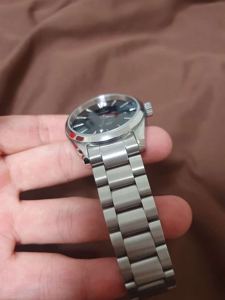 오메가 씨마스터 아쿠아테라 블랙 쿼츠 36미리 검판 이미지