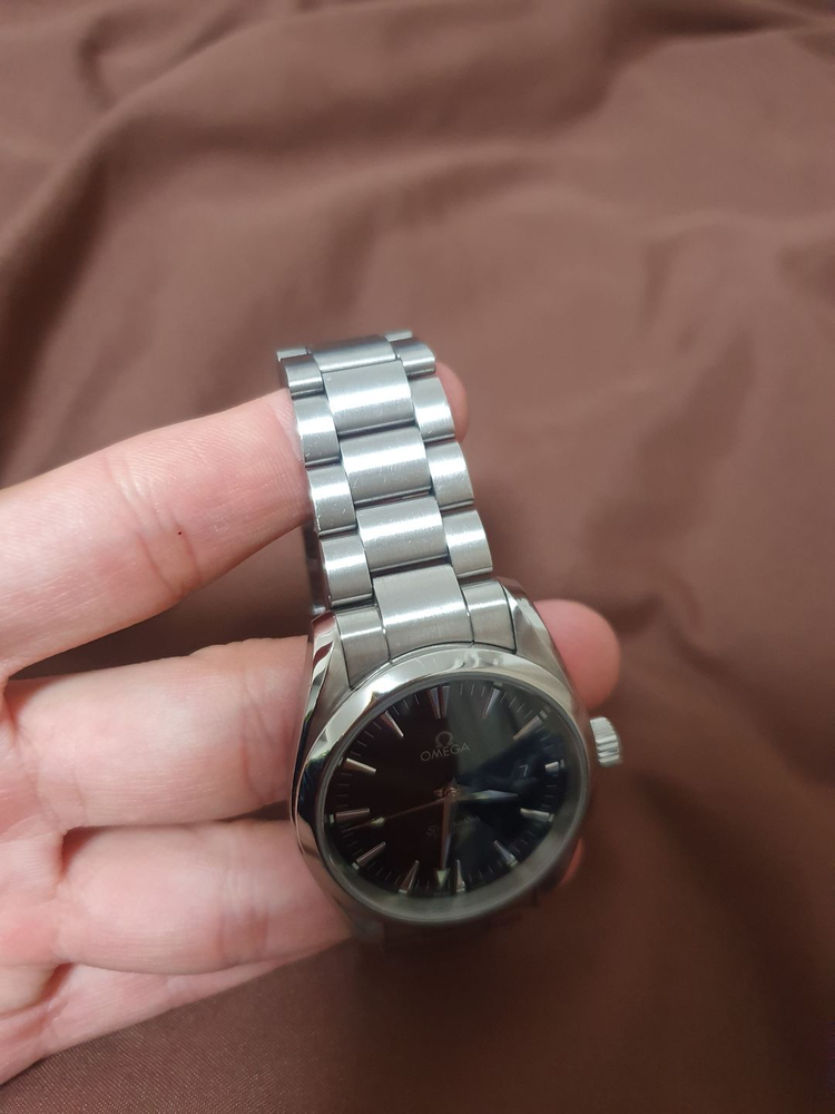 오메가 씨마스터 아쿠아테라 블랙 쿼츠 36미리 검판 이미지