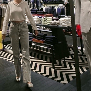 브루넬로쿠치넬리크롭니트