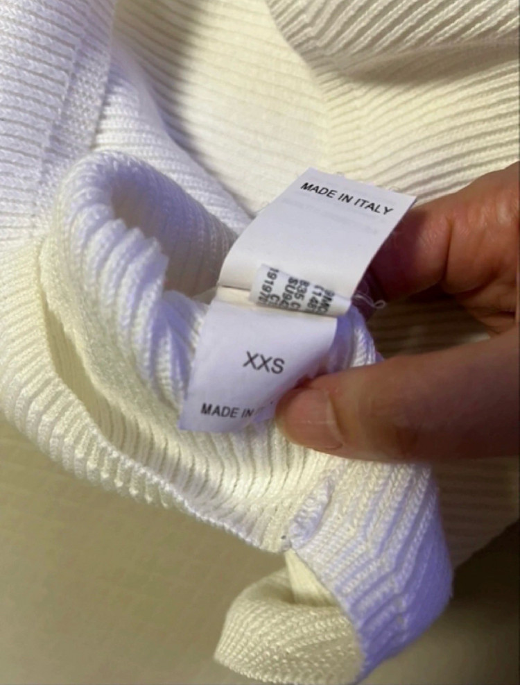 브루넬로쿠치넬리크롭니트--9