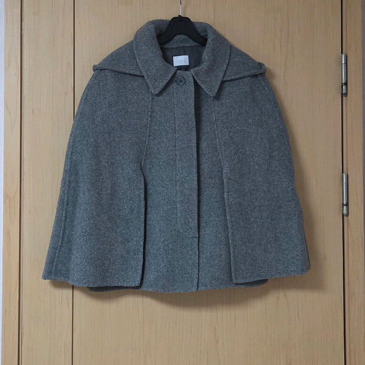 새상품) 르베인 2ND 케이프 후드 핸드메이드 코트 차콜 망토--5