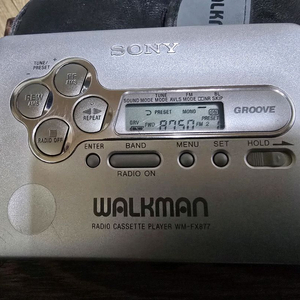 소니 워크맨 WM-FX877 카세트 라디오 이미지