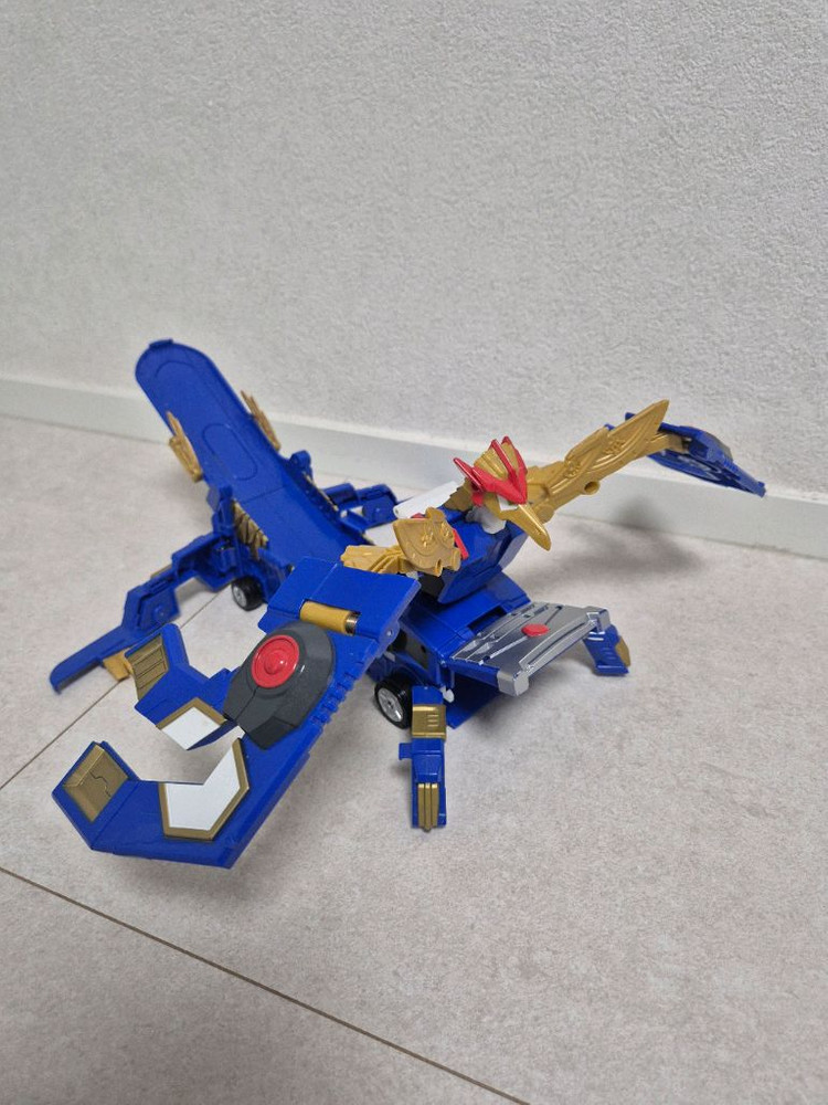 터닝메카드 메가테릭스 이미지