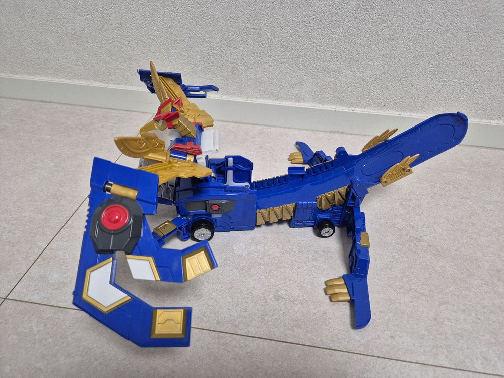 터닝메카드 메가테릭스 이미지