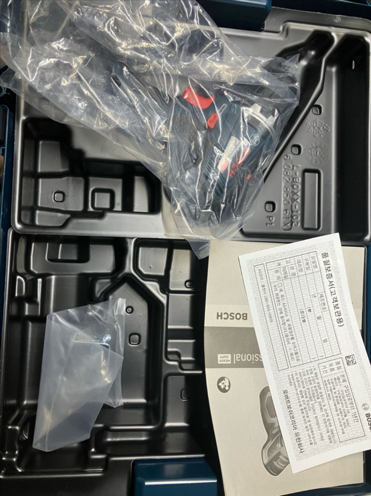 보쉬 gsr 10.8v - 35 충전 드릴 드라이버 베어툴 + 케이스 팝니다. 이미지