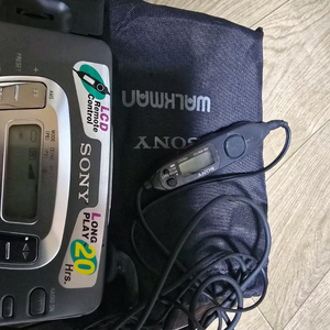 소니 워크맨 WM-GX614 카세트 플레이어 이미지