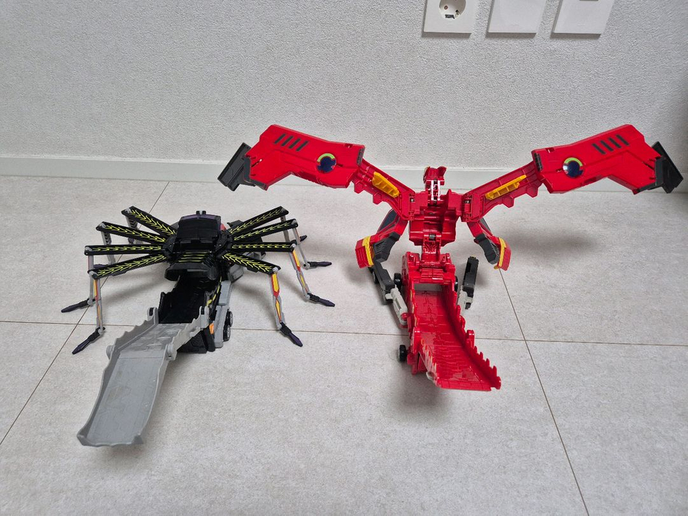 터닝메카드 메가스파이더 & 메가드래곤 (하자) 이미지