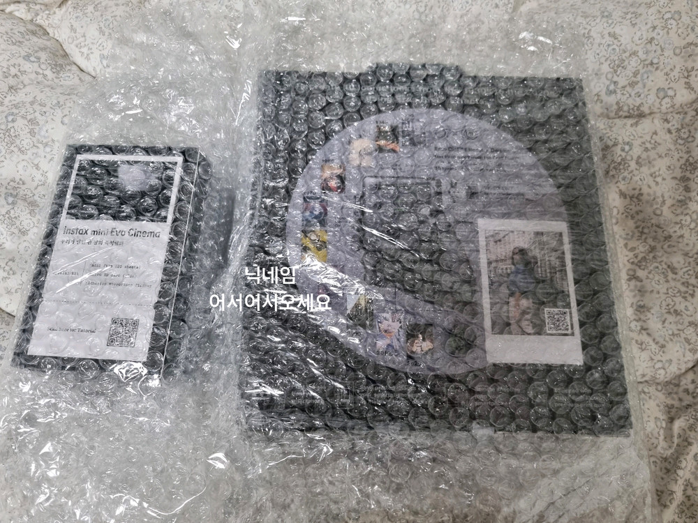 미개봉 인스탁스 미니 에보 시네마+필름20매+sd카드+클리너 새상품 필름즉석카메라 미니에보 시네마--1