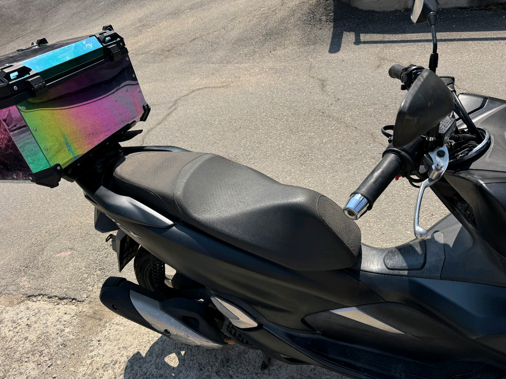 혼다 더뉴 pcx125 19년형 멧블랙컬러 판매합니다--8