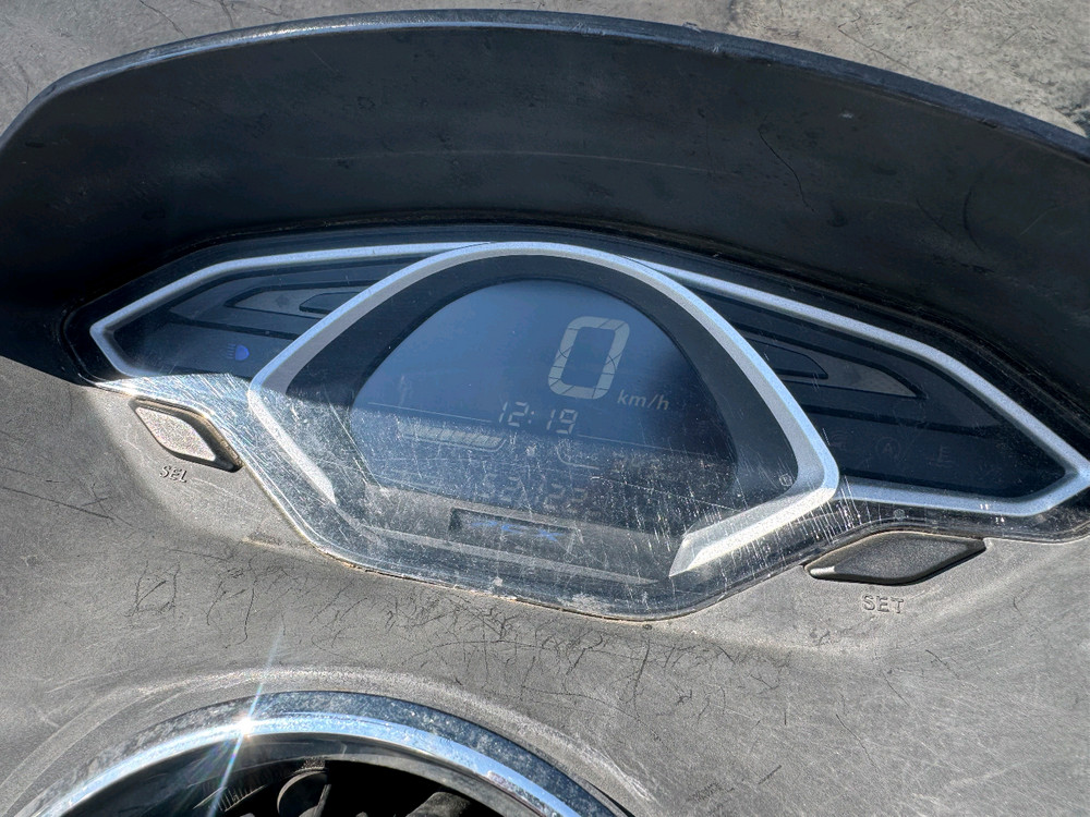 혼다 더뉴 pcx125 19년형 멧블랙컬러 판매합니다--9