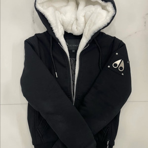 무스너클 버니스웨터 xs