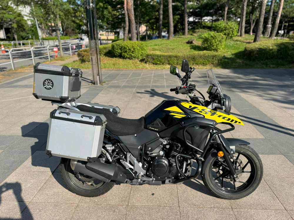 스즈키 브이스트롬250 18년식 짧은키로수 팝니다--2