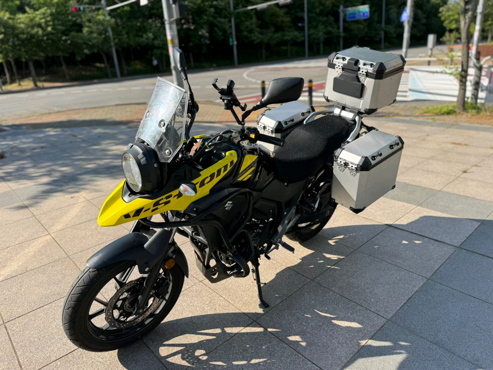 스즈키 브이스트롬250 18년식 짧은키로수 팝니다--3