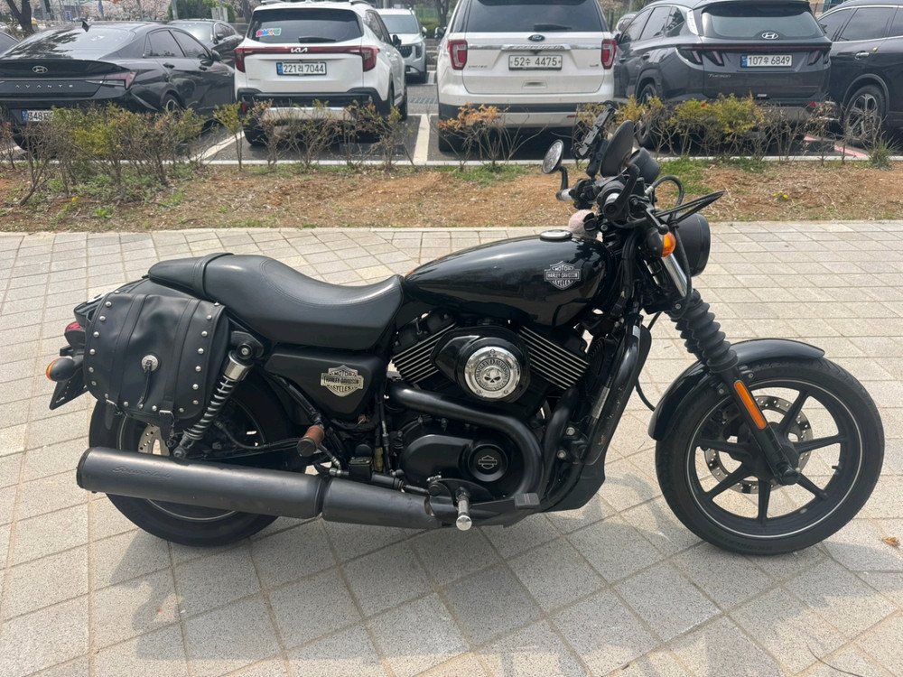 할리데이비슨 스트릿750 15년 짧은키로수 판매합니다--1