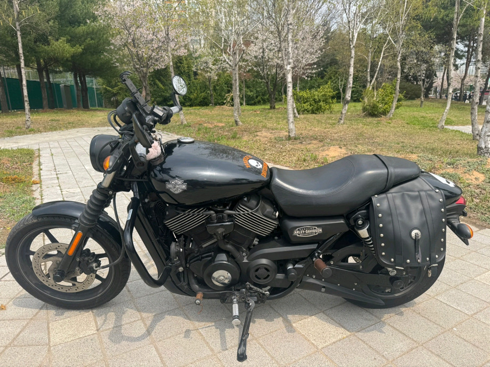 할리데이비슨 스트릿750 15년 짧은키로수 판매합니다--2