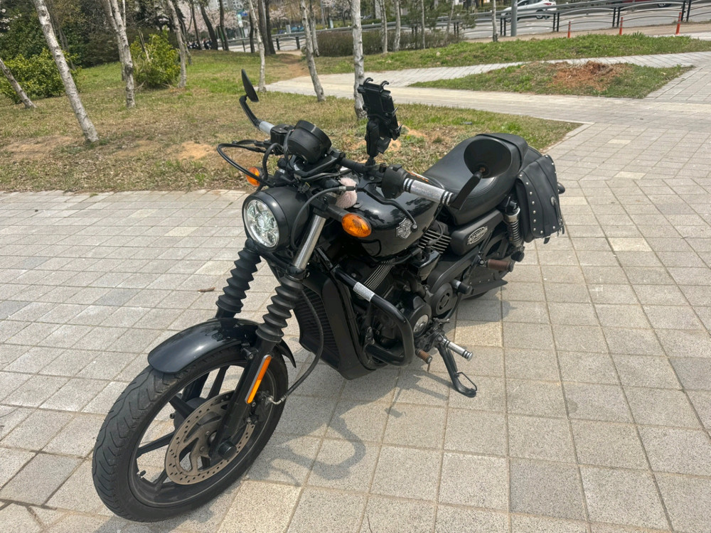 할리데이비슨 스트릿750 15년 짧은키로수 판매합니다--3