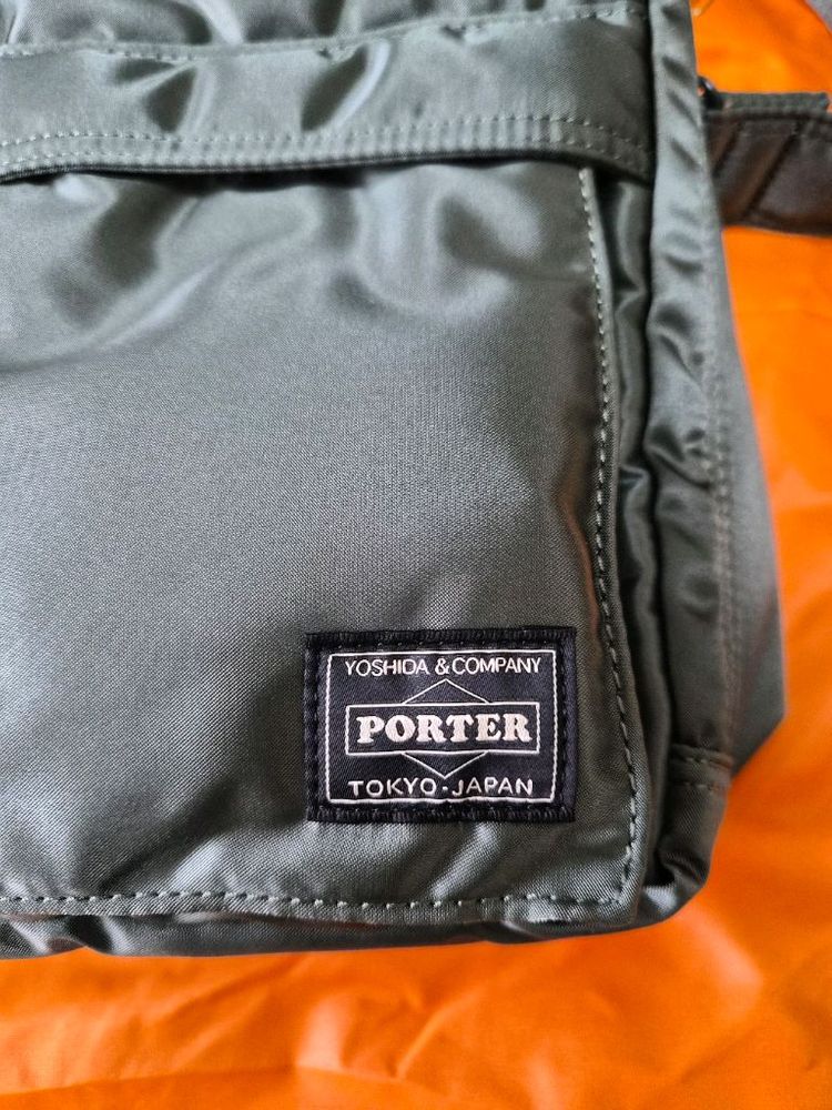 [새상품]요시다 포터 탱커 슬링백 라지 세이지그린 이미지