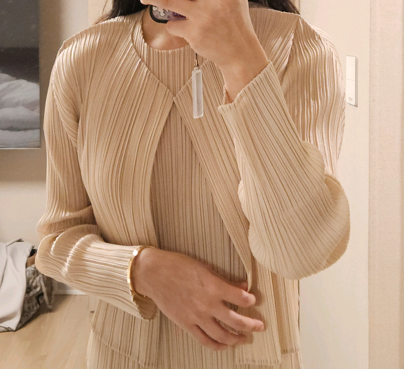 플리츠플리즈 7월 베이지 가디건 + 반팔--2