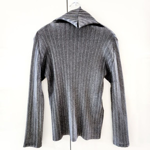 플리츠플리즈 탑 이미지