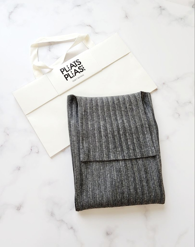 플리츠플리즈 탑 이미지