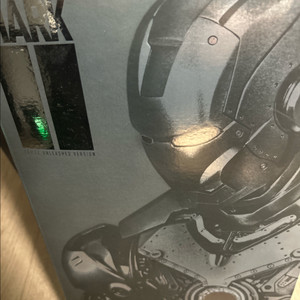 핫토이 아이언맨 피규어 판매 마크2언리쉬드 워머신