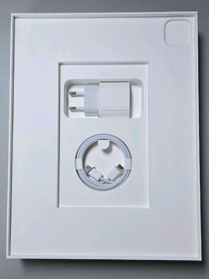 아이패드 프로 6세대 12.9 256 셀룰러 리퍼 새제품 이미지