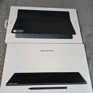 갤럭시탭S11 울트라 wifi 512 새제품 키보드케이스포함