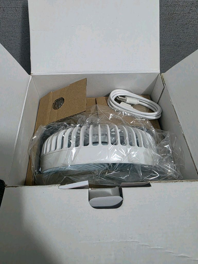 휴대용 무선 탁상용 선풍기 이미지