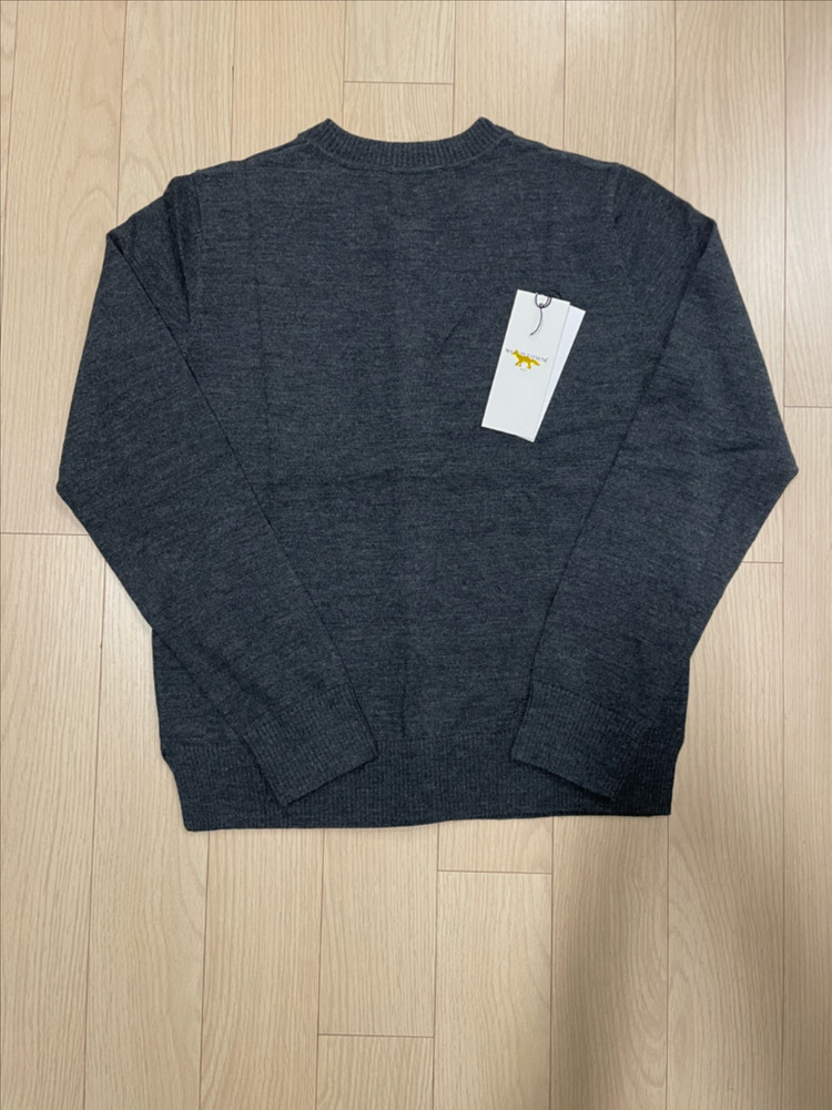 [거의 새제품] 메종키츠네 싱글폭스 가디건 여자 차콜 M 택포 18.5--2