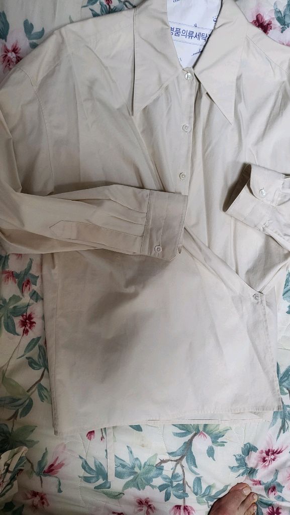 르메르 트위스트 셔츠--5