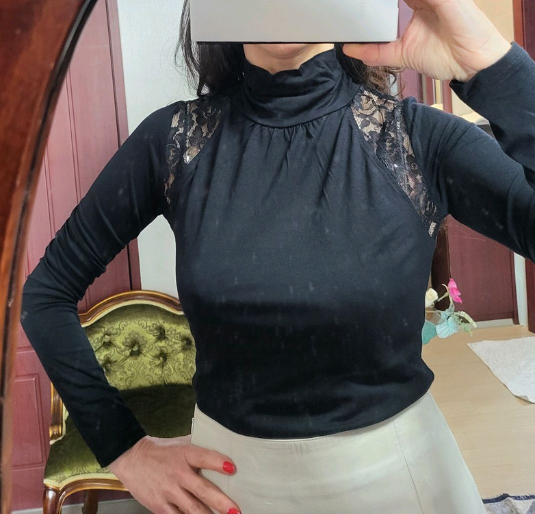 새상 프랑스 모르간 모달 레이스 컷아웃 셔츠 이미지