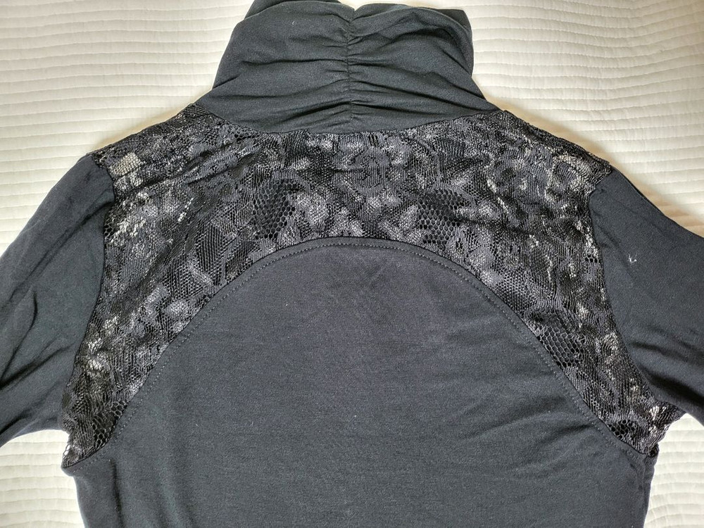 새상 프랑스 모르간 모달 레이스 컷아웃 셔츠 이미지