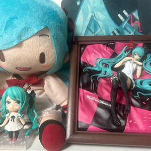 오늘만 세일) 월드이즈마인 미쿠 피규어,넨도,인형 일괄판매 이미지