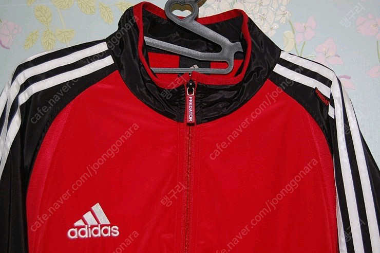 아디다스 바람막이 자켓 팝니다 이미지