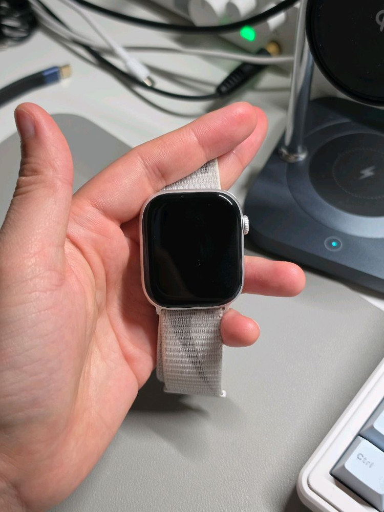 애플워치 10 46mm 실버 gps 이미지