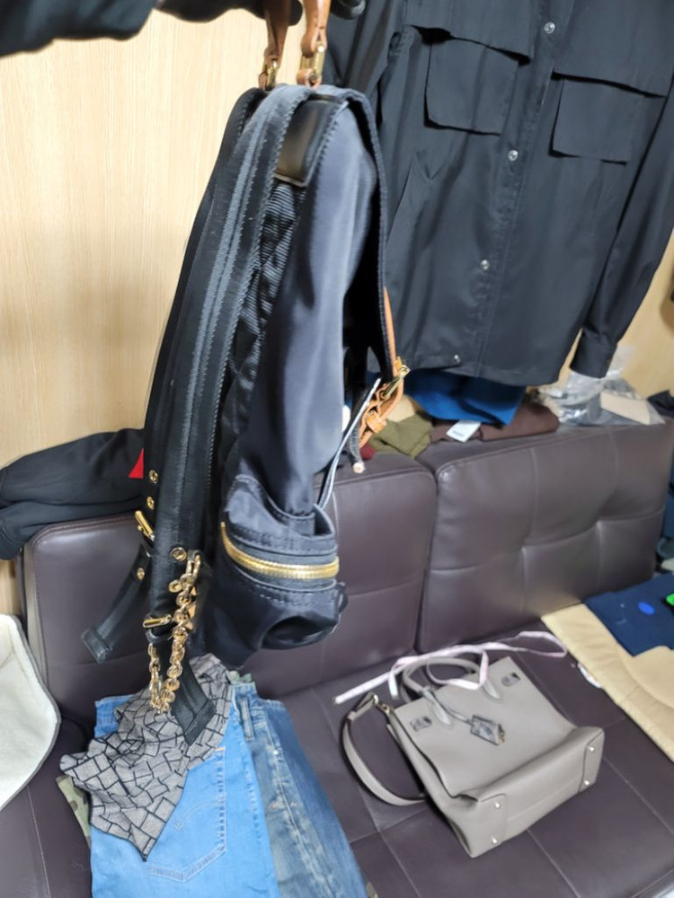 버버리 백팩 이미지