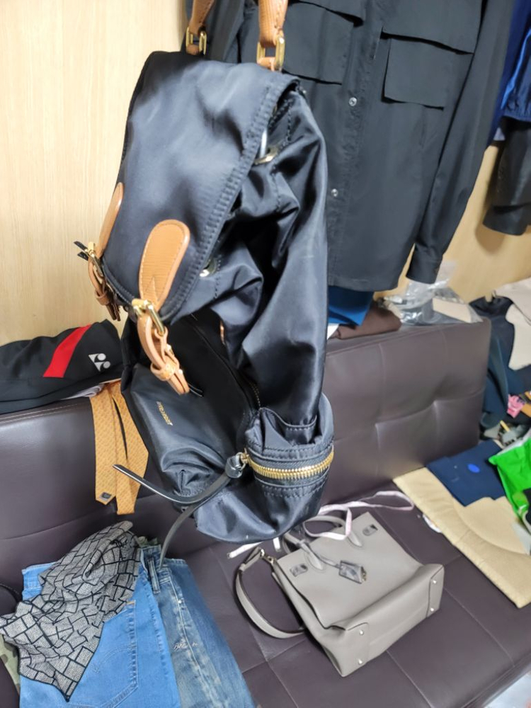 버버리 백팩 이미지