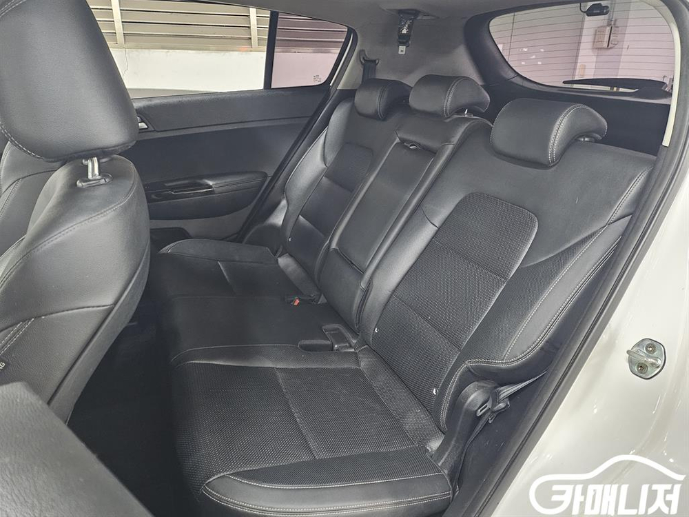 [기아]스포티지 4세대 (QL) 디젤 2.0 2WD 노블레스 플러스 (5인승) #3월급매 이미지