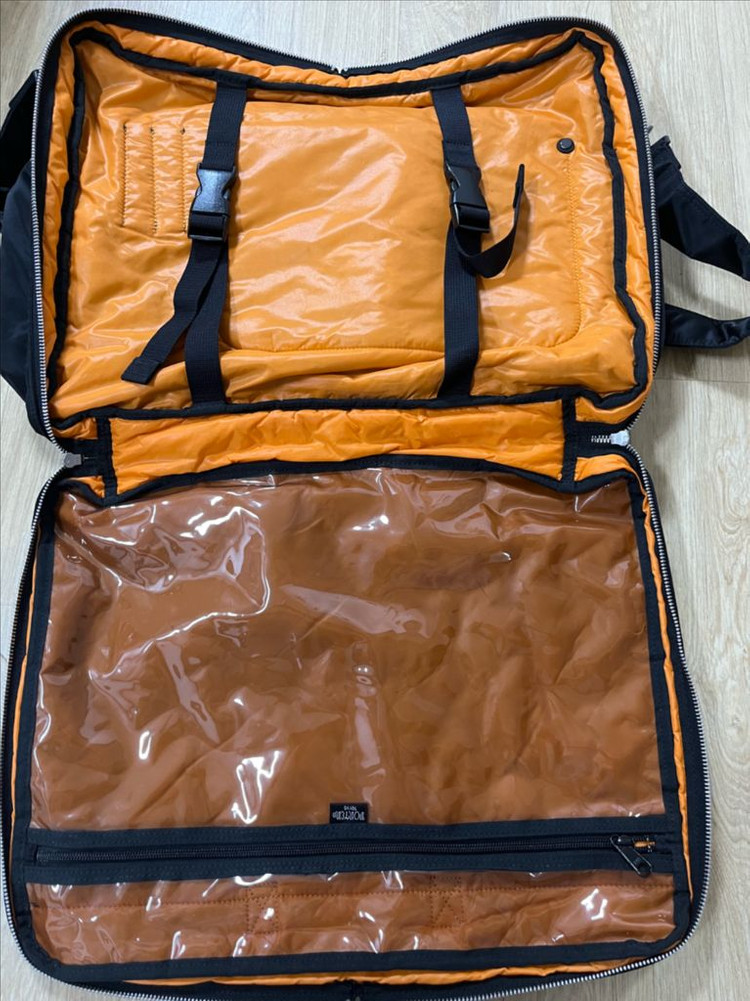 요시다 포터 탱커 2way 오버나이트 브리프케이스 블랙 622-79309 이미지