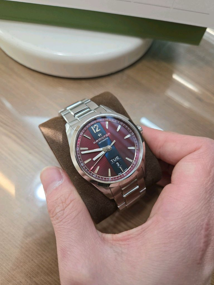 해밀턴 브로드웨이 오토매틱 시계 이미지