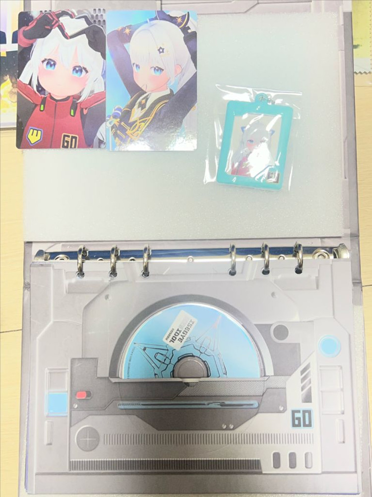 이세계아이돌 쿠션 기타 굿즈 판매합니다 이미지