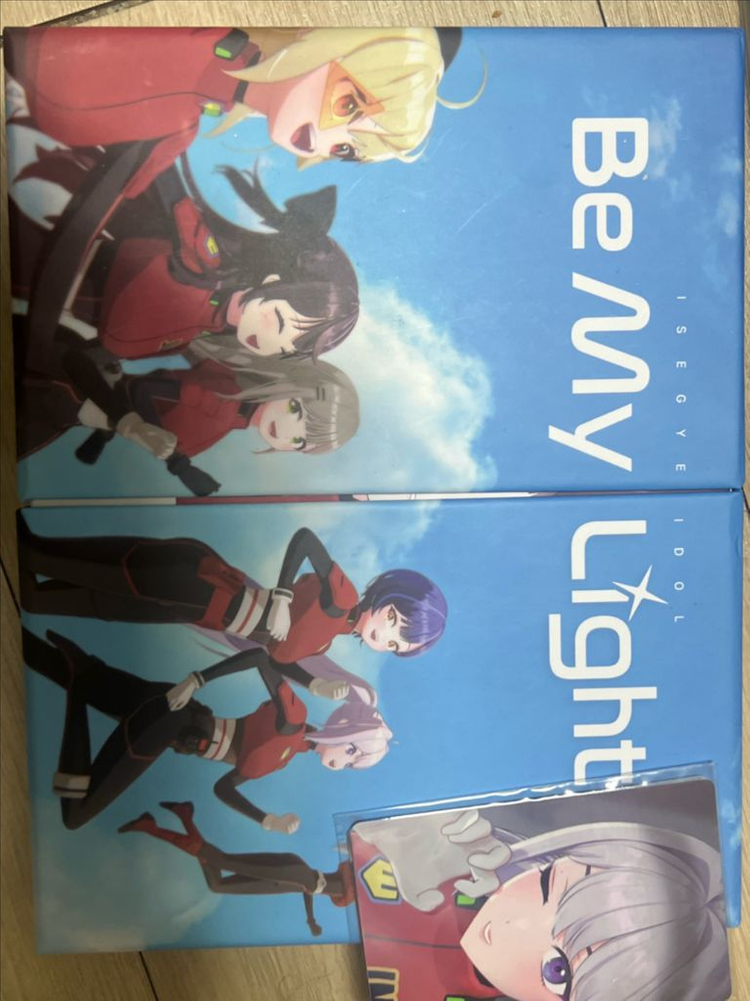 이세계아이돌 쿠션 기타 굿즈 판매합니다 이미지