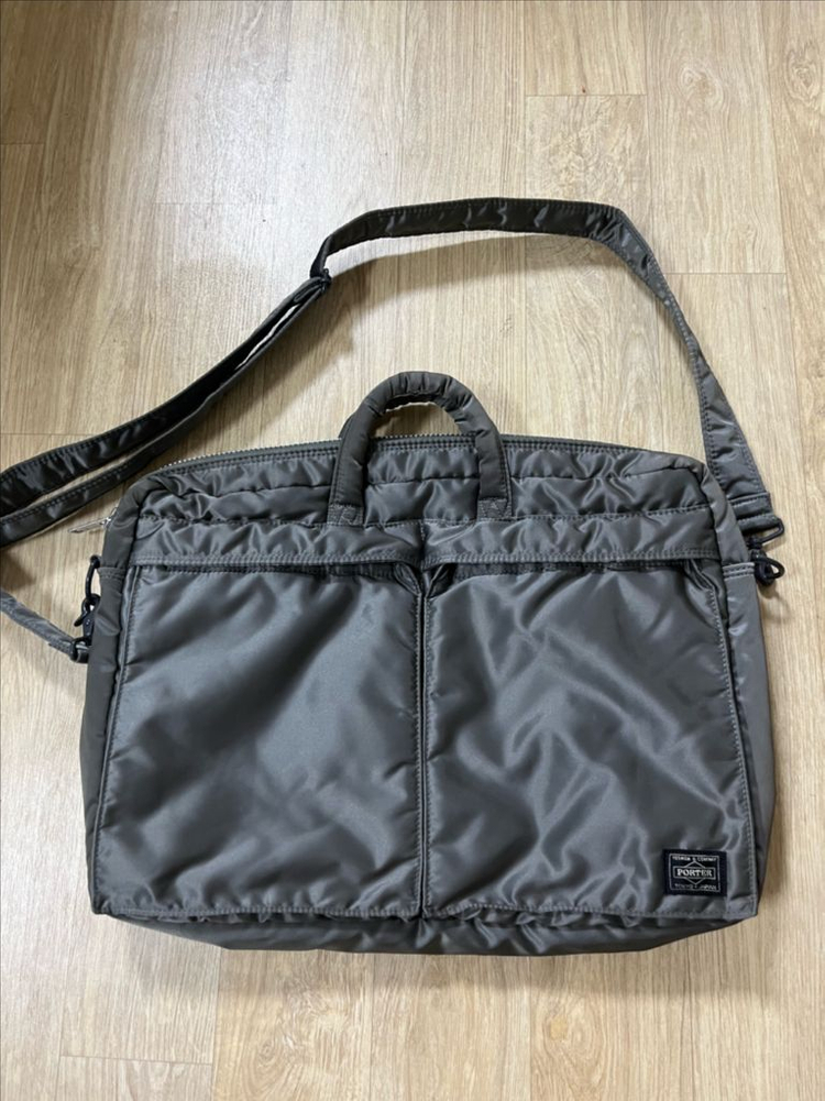 요시다 포터 탱커 2way 브리프케이스 실버그레이 622-79311 이미지