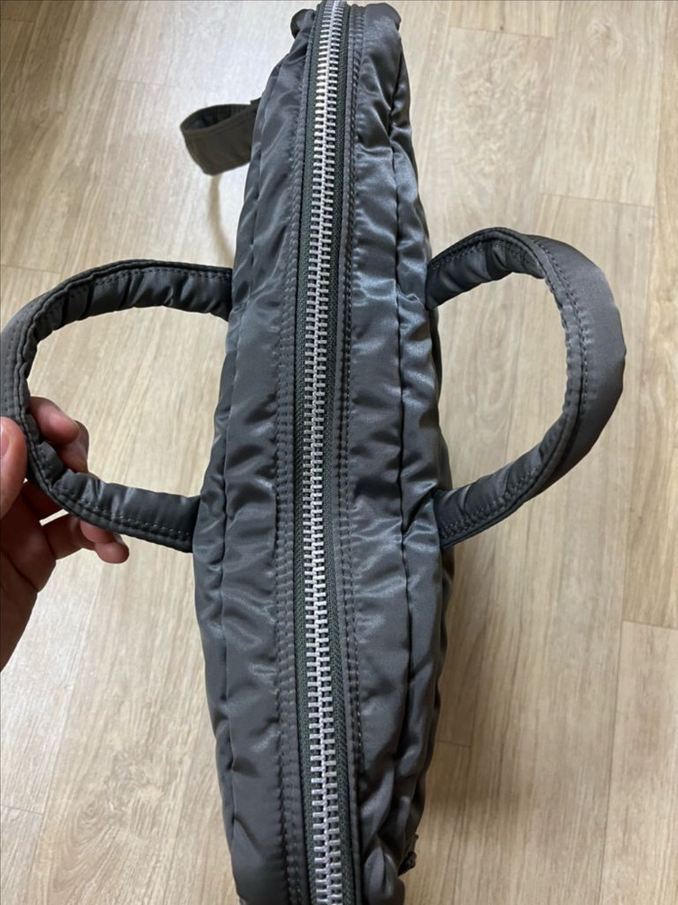 요시다 포터 탱커 2way 브리프케이스 실버그레이 622-79311 이미지