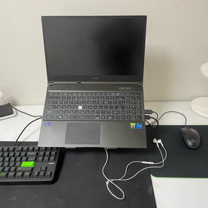 한성 게이밍노트북 풀세트(rtx3050,인텔11세대,16gb램,512gb ssd)